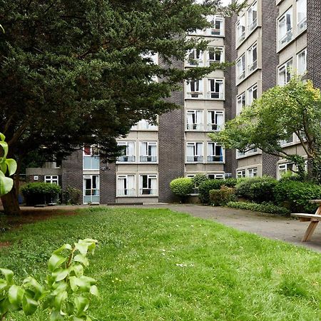 Ifor Evans Hall, Camden Londen Buitenkant foto